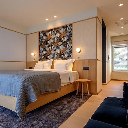 Villa Immensely Luxurious Hvar 5 Bedrooms East Eternal *