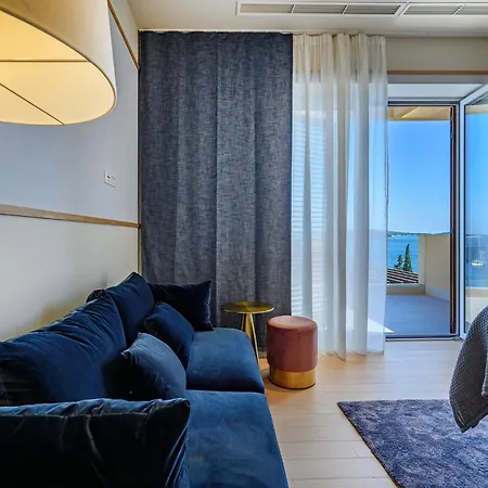 Villa Immensely Luxurious Hvar 5 Bedrooms East Eternal